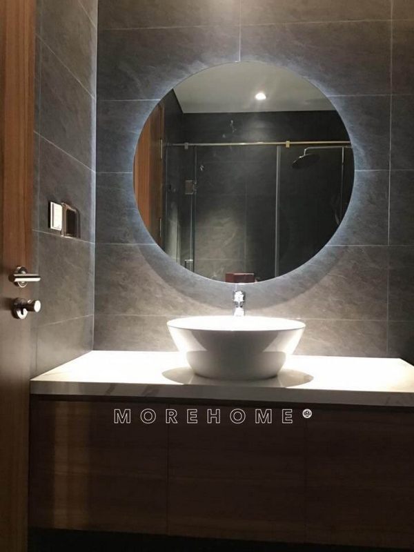 Thi công lắp đặt gương tròn phòng tắm nhà tắm cho căn hộ penthouse Skylake Phạm Hùng